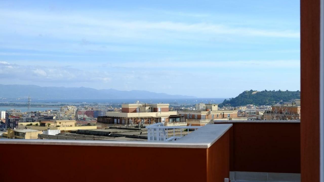 Hotel Quarantacinque Ospitalita Cagliari Esterno foto