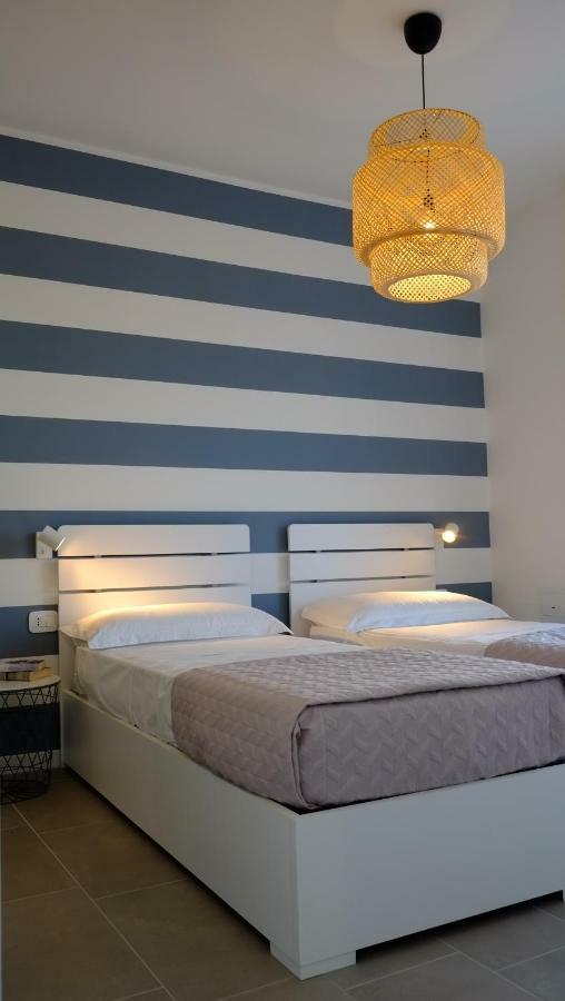 Hotel Quarantacinque Ospitalita Cagliari Esterno foto